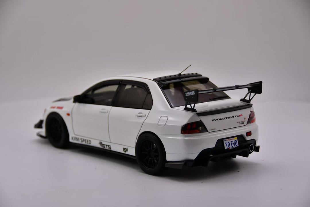 [Preorder] SUPER A 1:18 Mitsubishi EVO9 MR White FQ-360