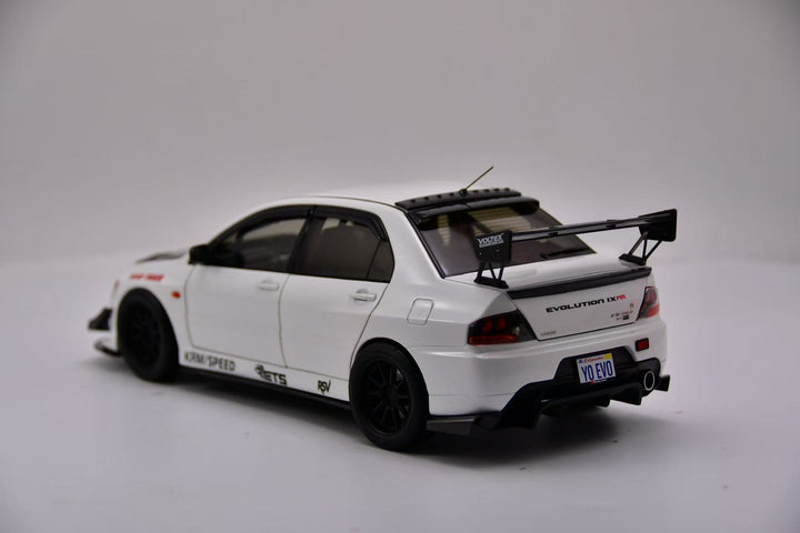 [Preorder] SUPER A 1:18 Mitsubishi EVO9 MR White FQ-360