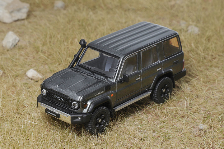 [Preorder] GCD 1:64 Toyota LC70 (5 Colour)