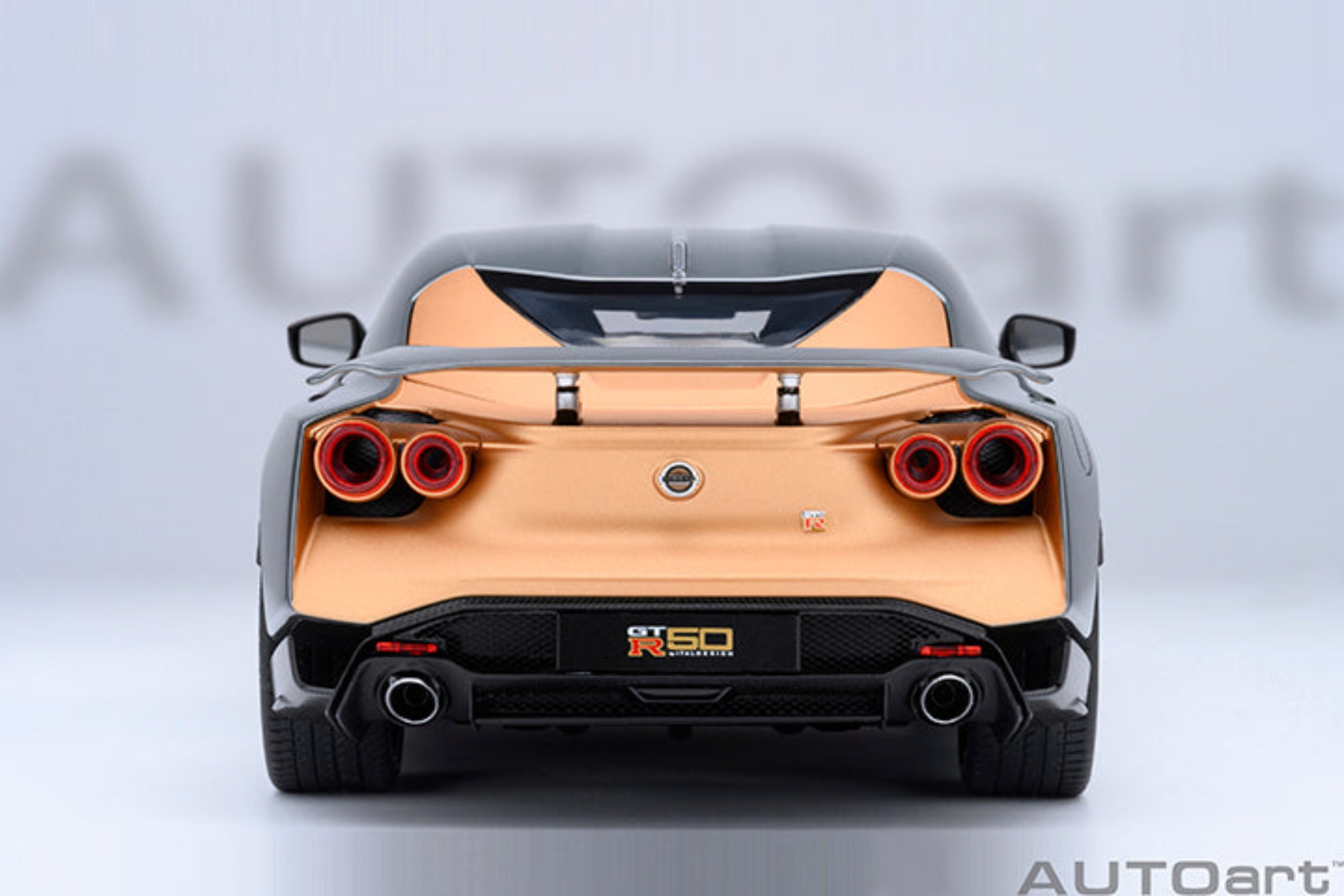 AutoArt 1:18 Nissan GT-R50 By Italdesign Goodwood Version - Gold