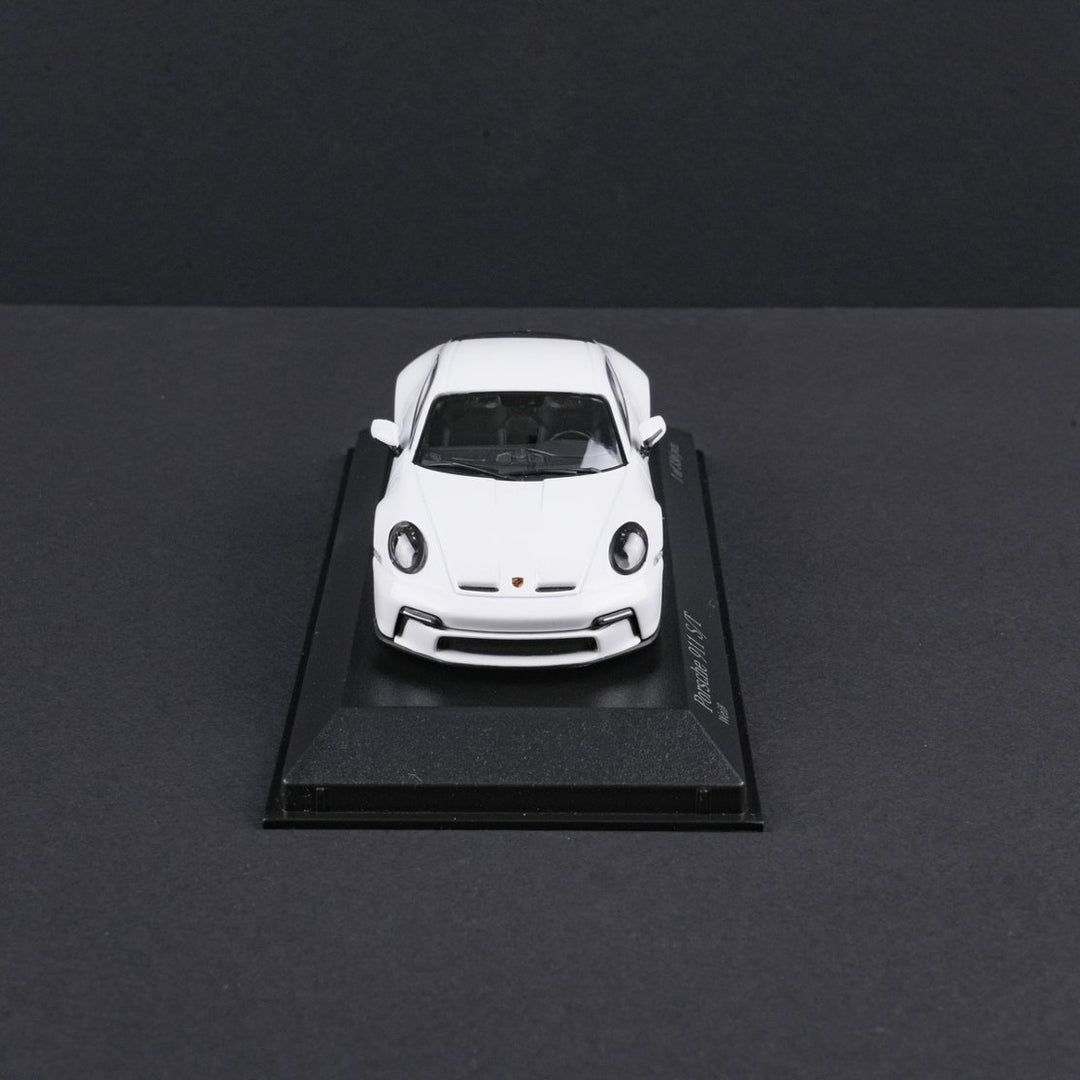 MINICHAMPS 1:43 PORSCHE 911(992) S/T -2023-WHITE 410063020