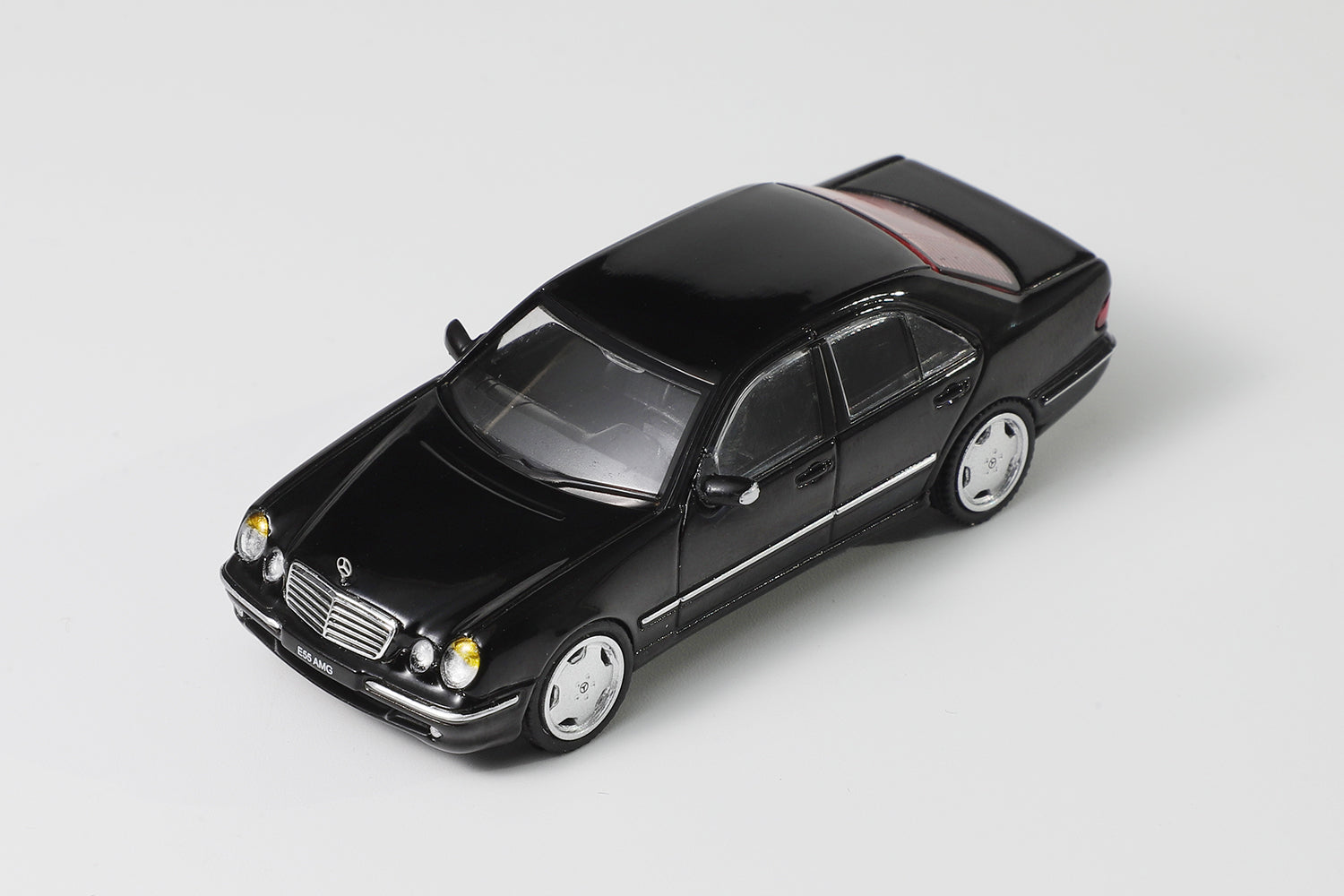 Shadow 1:64 Mercedes-Benz E55 AMG W210 (5 Colours) – Horizon Diecast