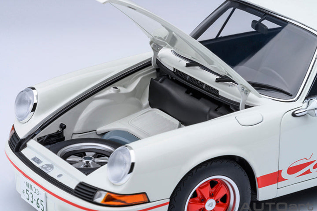 [Preorder] AutoArt 1:18 Porsche 911 Carrera 2.7 RS "The Circuit Wolf" - White 78026