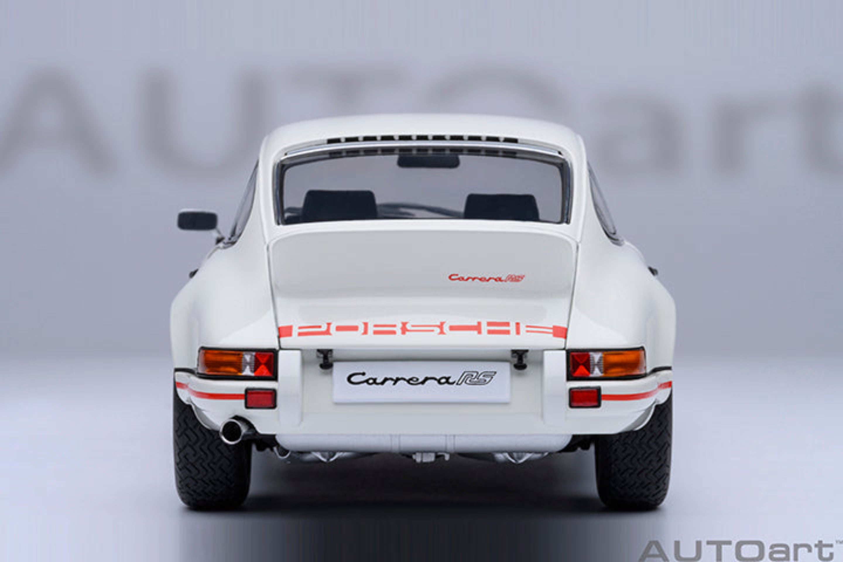 AUTOart 1/18 スケール Carrera RS 2.7 Highly detailed AUTOart Porsche 911 Carrera RS 2.7 1973