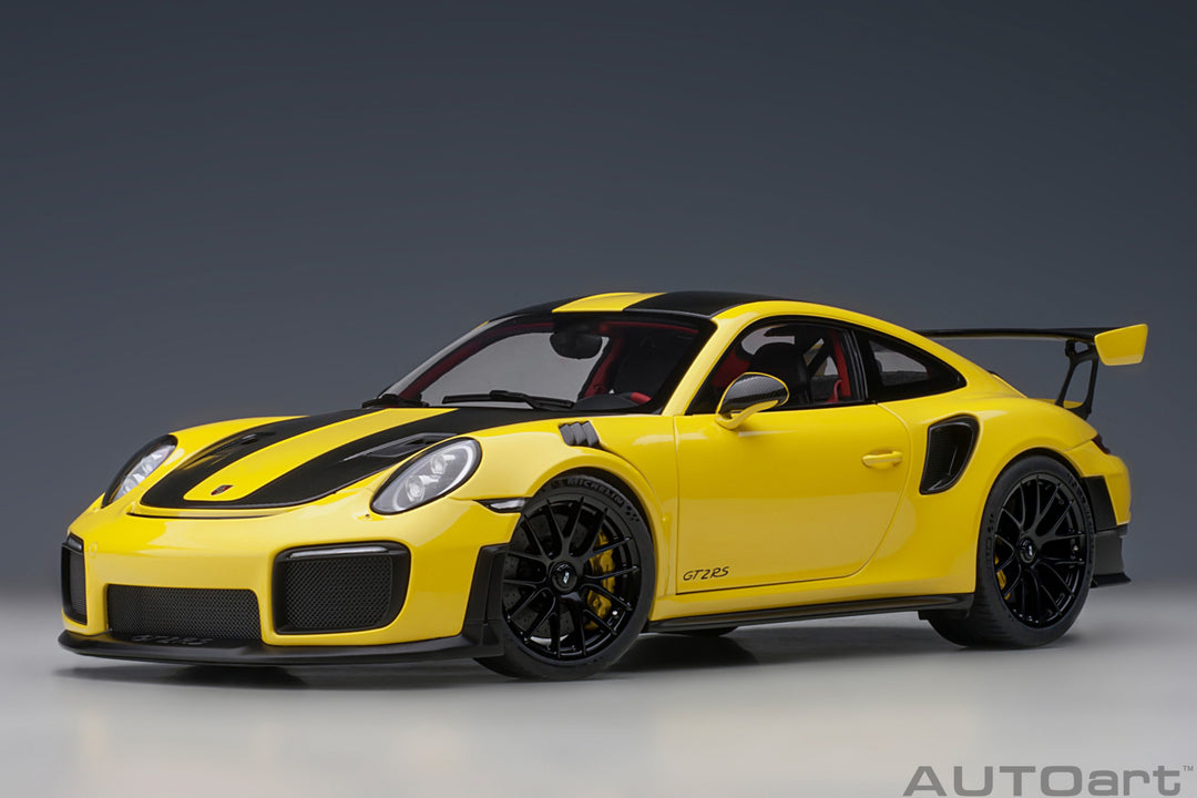 AUTOart 1:18 PORSCHE 911 (991.2) GT2 RS WEISSACH PACKAGE ( RACING YELLOW) 78172