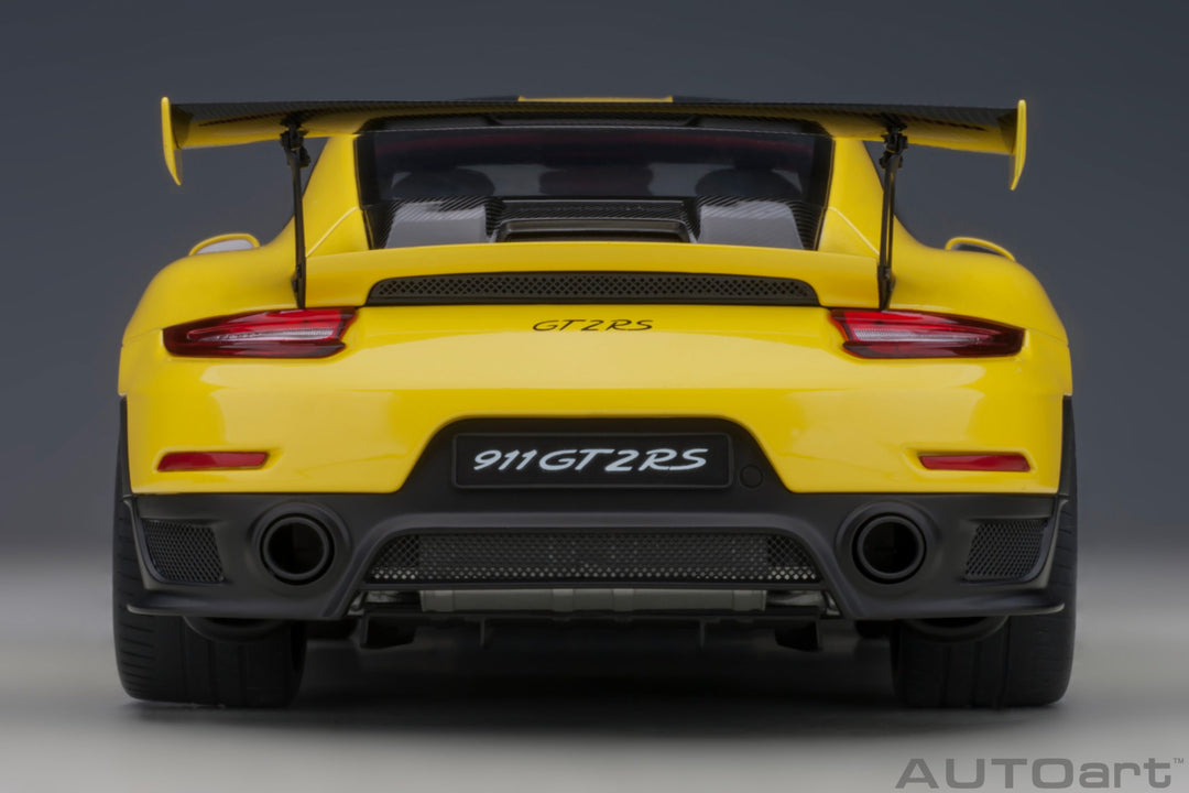 AUTOart 1:18 PORSCHE 911 (991.2) GT2 RS WEISSACH PACKAGE ( RACING YELLOW) 78172