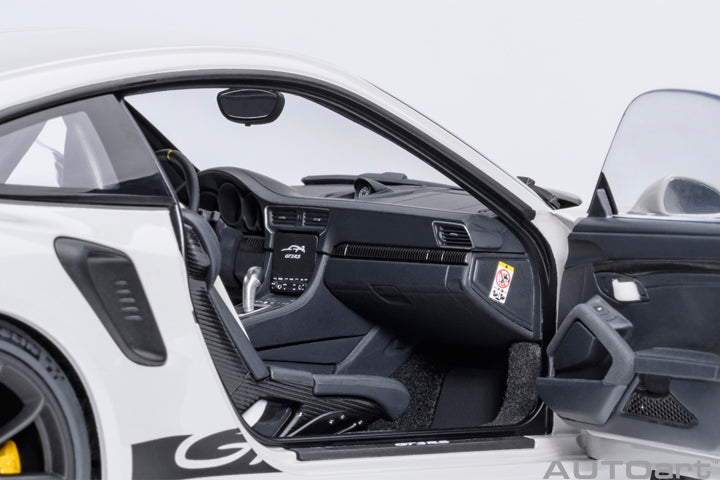 [Preorder] AUTOart 1:18 Porsche 911 (991.2) GT3 RS Crayon 78180