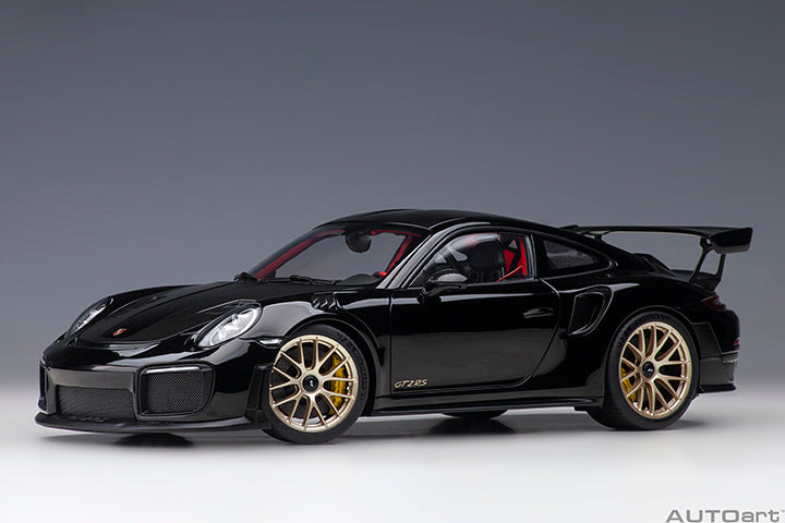 AUTOart 1:18 PORSCHE 911 (991.2) GT2 RS WEISSACH PACKAGE (Black) 78186
