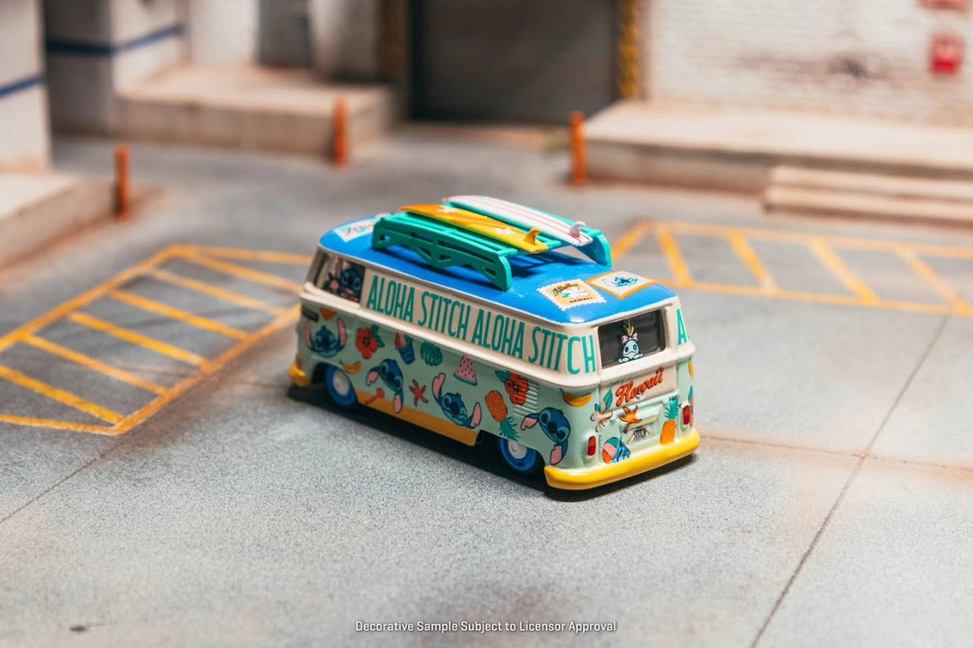 [Preorder] Tarmac Works 1:64 Volkswagen Type II (T1) Panel Van Lilo &amp; Stitch T64S-005-LS
