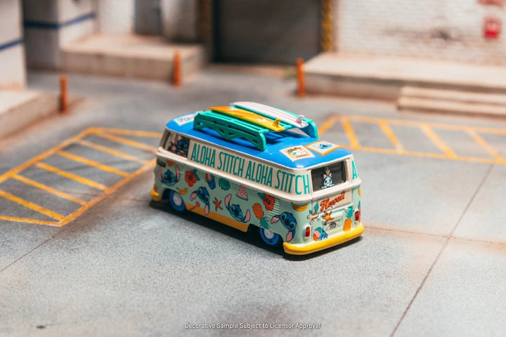 [Preorder] Tarmac Works 1:64 Volkswagen Type II (T1) Panel Van Lilo &amp; Stitch T64S-005-LS