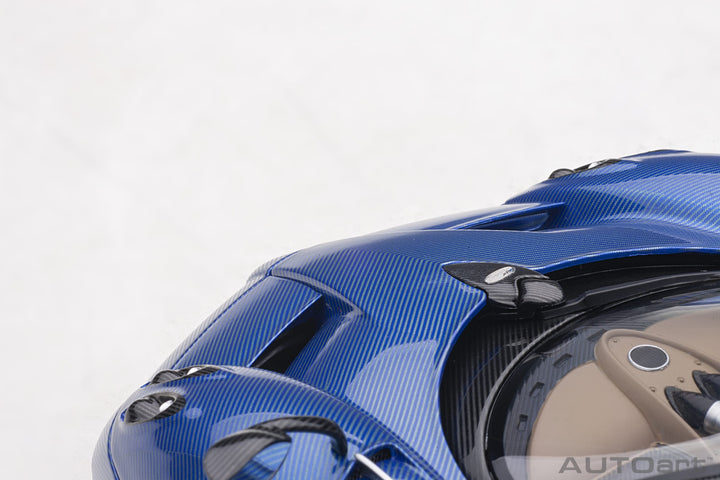 AUTOart 1:18 PAGANI HUAYRA ROADSTER (BLU TRICOLORE CARBON FIBER) 78286