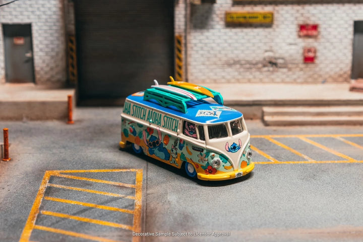 [Preorder] Tarmac Works 1:64 Volkswagen Type II (T1) Panel Van Lilo &amp; Stitch T64S-005-LS