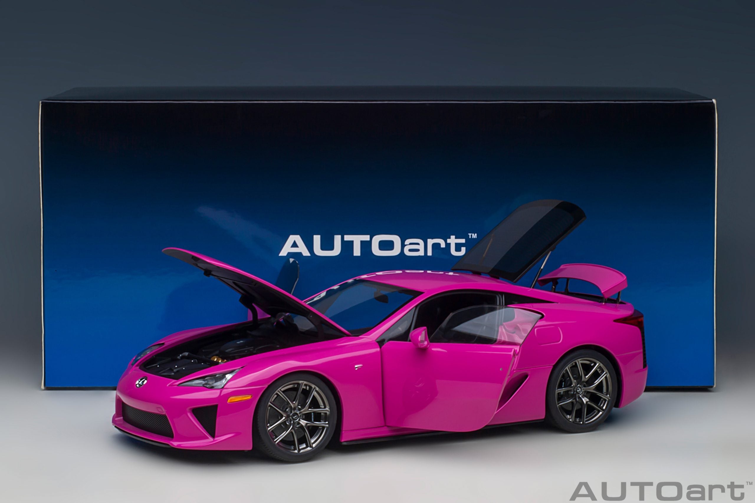 AUTOart 1:18 LEXUS LFA (PASSIONATE PINK) 78859 – Horizon Diecast