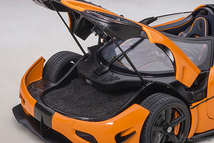 AUTOart 1:18 KOENIGSEGG AGERA RS (CONE ORANGE/CARBON BLACK/BLACK ACCENTS)