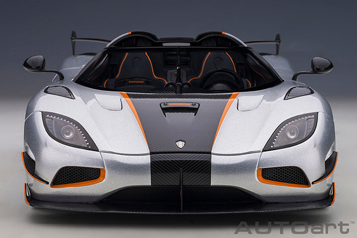 AUTOart 1:18 KOENIGSEGG AGERA RS (MOON SILVER/CARBON BLACK/ORANGE ACCENTS)