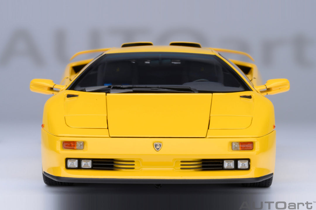 Coche miniatura Lamborghini Diablo 1/18 AUTOart SE30 Jota gris 1995 - Coches-miniaturas.es Coche miniatura Lamborghini Diablo 1/18 AUTOart SE30 Jota gris 1995 - Coches-miniaturas.es