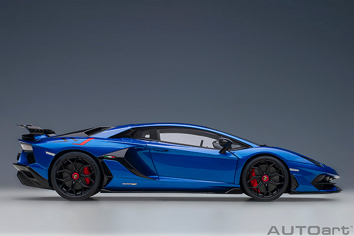 AUTOart 1:18 LAMBORGHINI AVENTADOR SVJ (BLU NETHUNS/METALLIC
