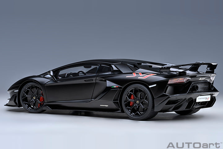 AUTOart 1:18 LAMBORGHINI AVENTADOR SVJ (NERO NEMESIS/MATT BLACK) 79219