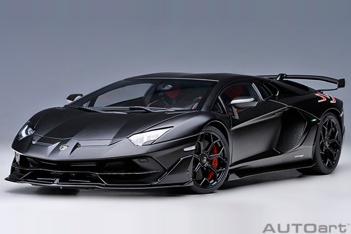 AUTOart 1:18 LAMBORGHINI AVENTADOR SVJ (NERO NEMESIS/MATT BLACK) 79219