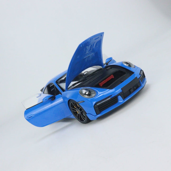 MINICHAMPS 1:18 Porsche 911 992 Turbo S (911 Turbo Sport) 113069172