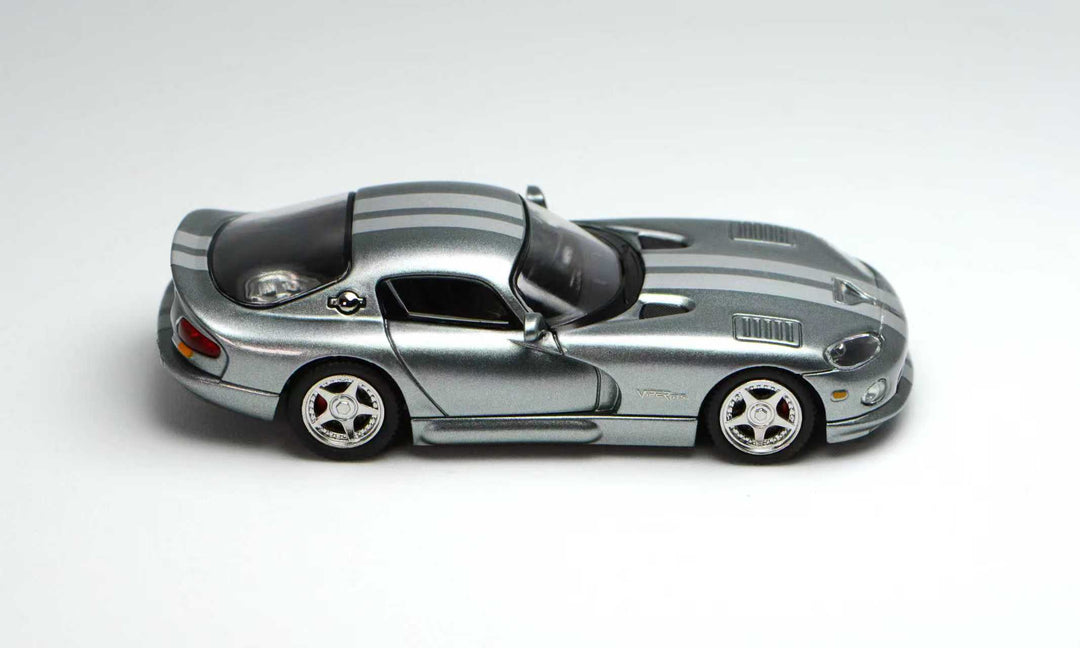 GFCC 1:64 1996 Dodge Viper Hardtop GTS (3 Colours)