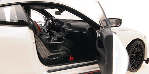 [Preorder] MINICHAMPS 1:18 BMW M4 CSL - 2022 – WHITE