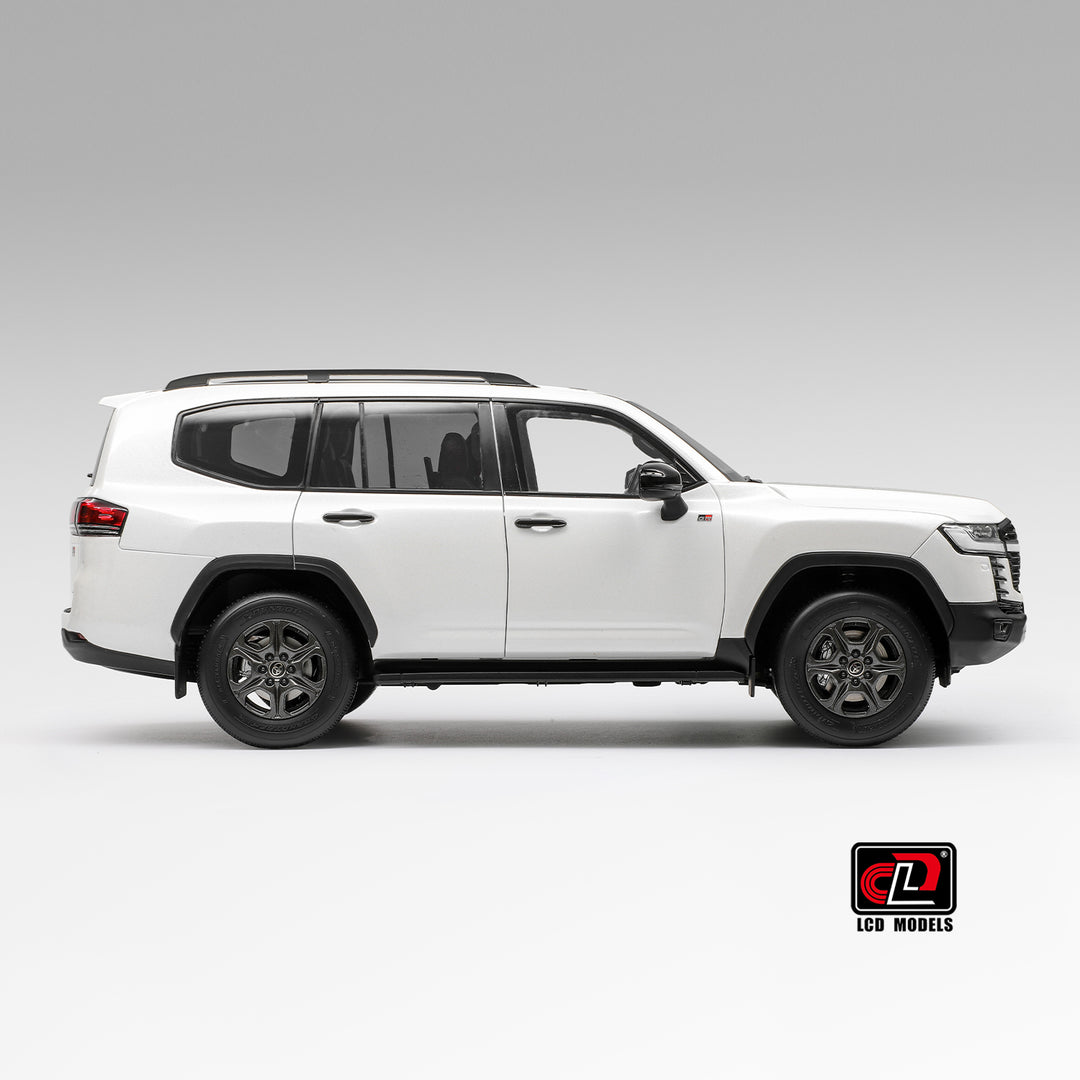 [Preorder] LCD 1:18 Toyota Land Cruiser LC300-GR Sport (4 Colours) LCD18013