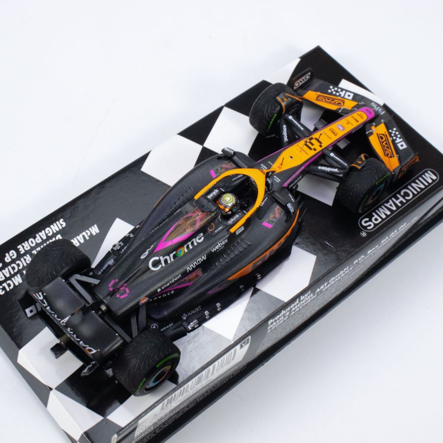 [Preorder] MINICHAMPS 1:43 MCLAREN F1 TEAM MCL36 – DANIEL RICCIARDO – SINGAPORE GP 2022