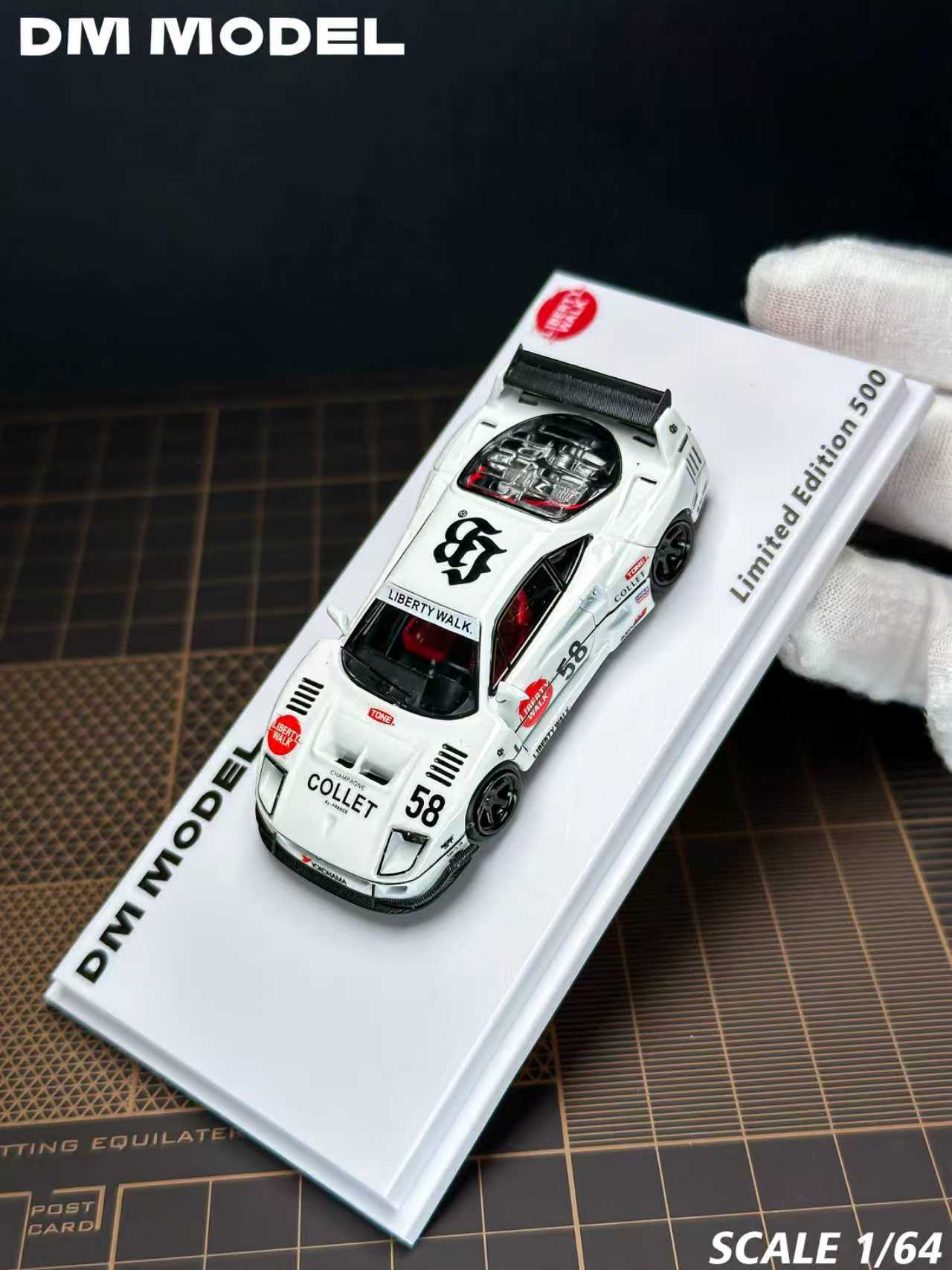 Preorder] DM Model 1:64 LBWK Ferrari F40 White (2 Versions