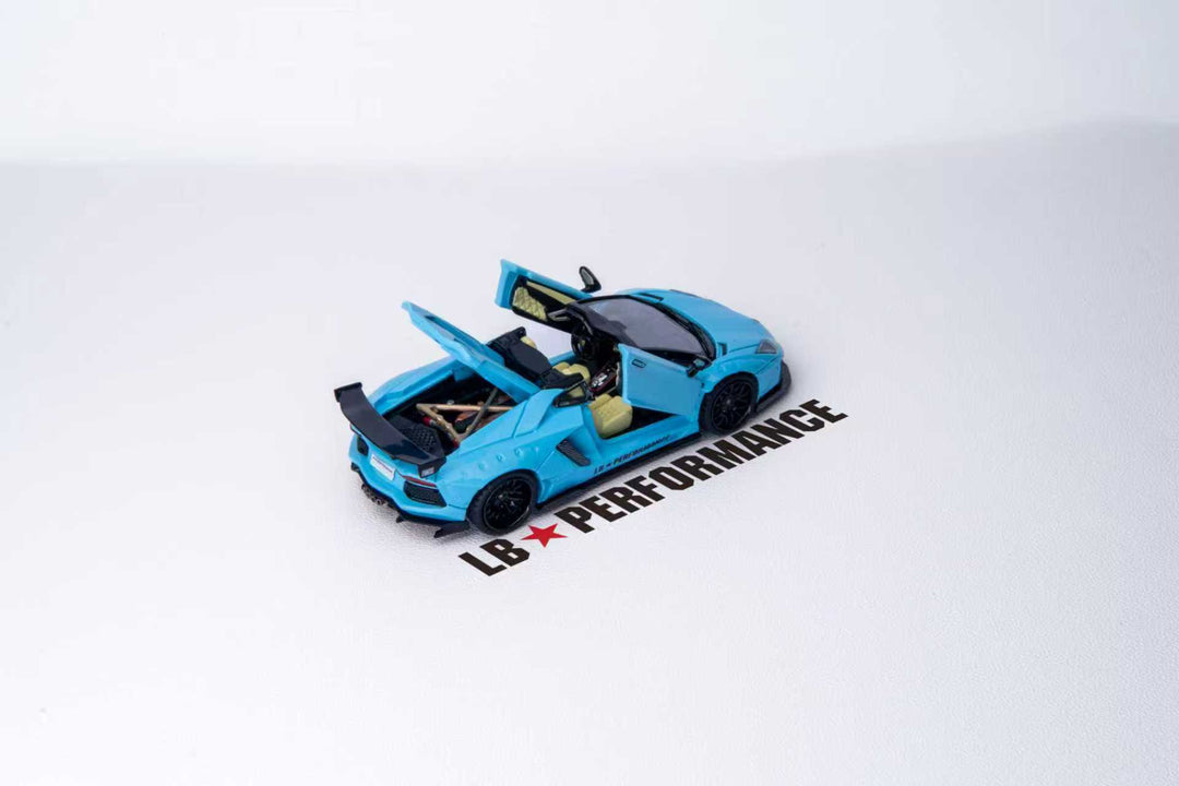 Rhino Model 1:64 Lamborghini LP720-4 Roadster LBWK Wide-Body Modified (2 Colours)