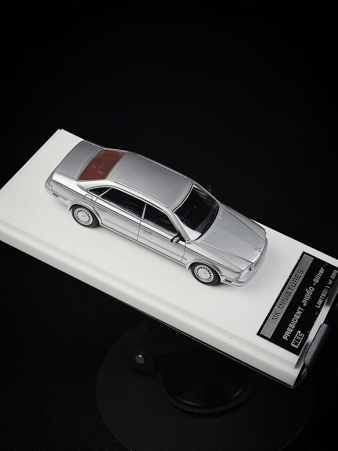 [Preorder] MK Miniatures 1:64 Nissan President JHG50 (2 Colours)