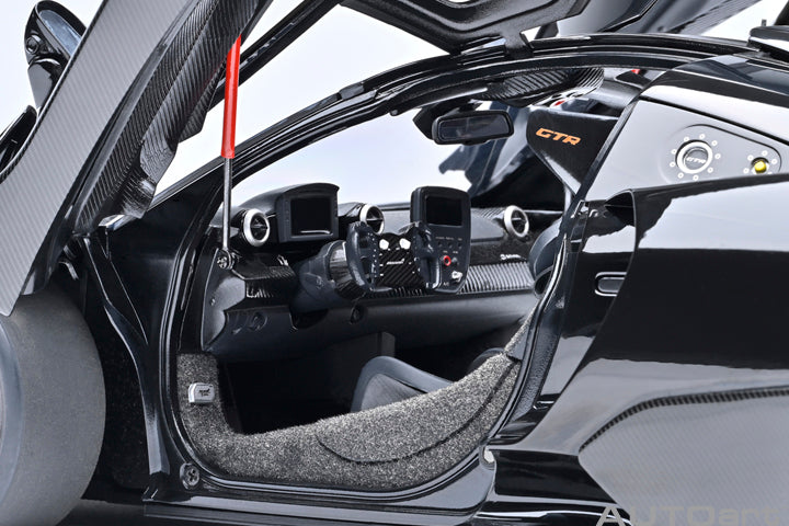 [Preorder] AUTOart 1:18 McLaren Senna GTR Onyz Black 81954