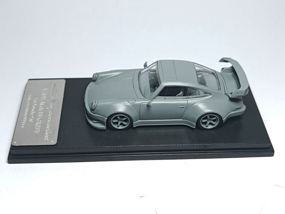 Model Collect 1:64 RWB 930 3.8 Type Wing Grey