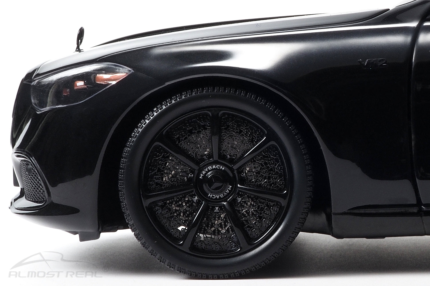 Almost Real 1:18 Mercedes-Maybach S-Class Night Series - 2023