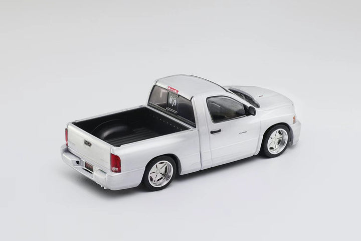 [Preorder] SHOOM64 1:64 Dodge 2003 RAM SRT-10 Silver (LHD) SHOOM-103-004