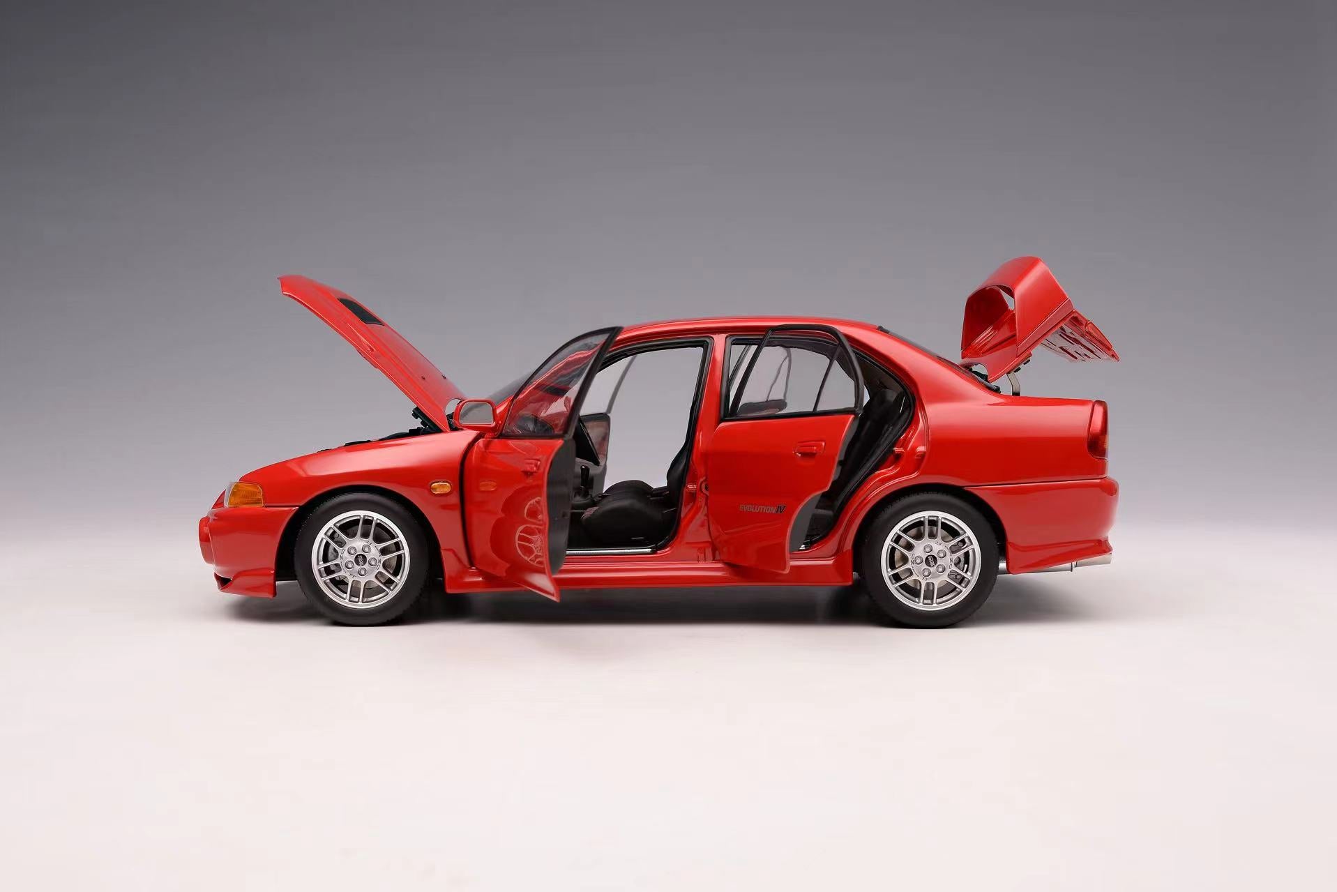 MOTORHELIX 1:18 Mitsubishi Lancer Evolution IV (3 Colours