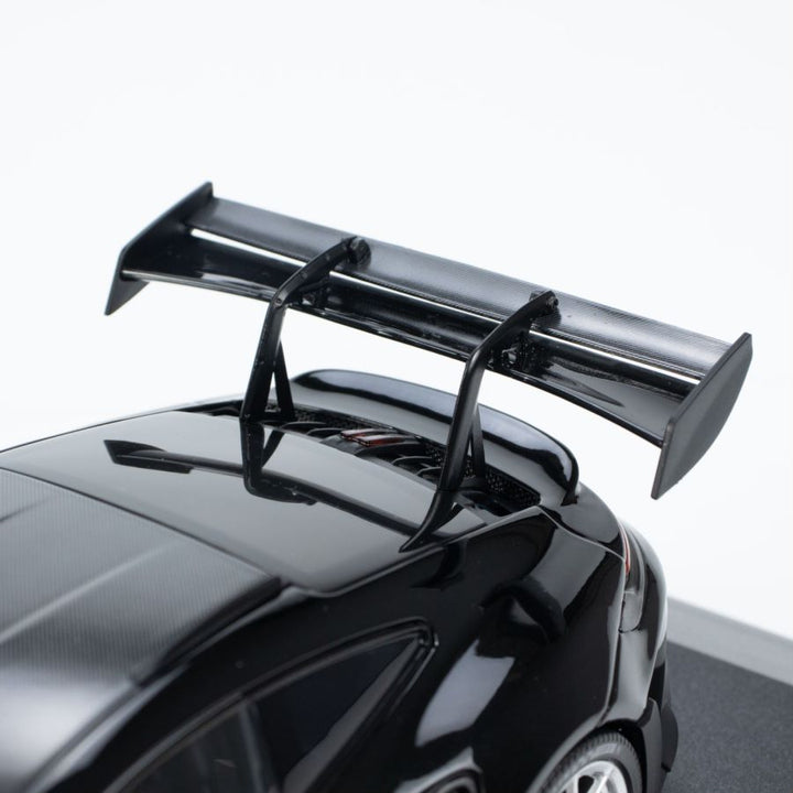 [Preorder] MINICHAMPS 1:18 PORSCHE 911 (992) GT3RS 2023 Black w/ Silver Decor