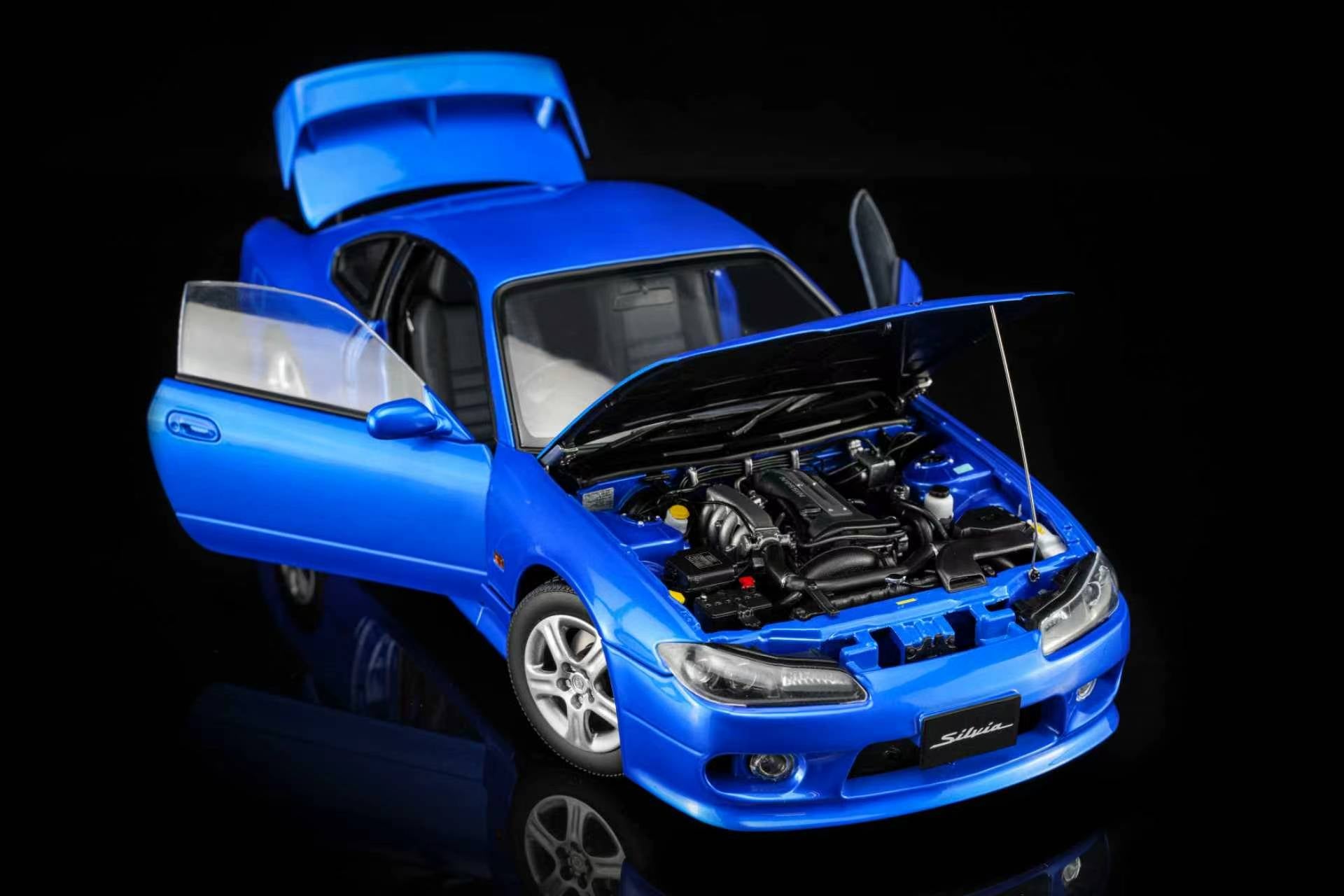 Preorder] MOTORHELIX 1:18 Nissan Silvia S15 Spec-R Aero 1999 (3