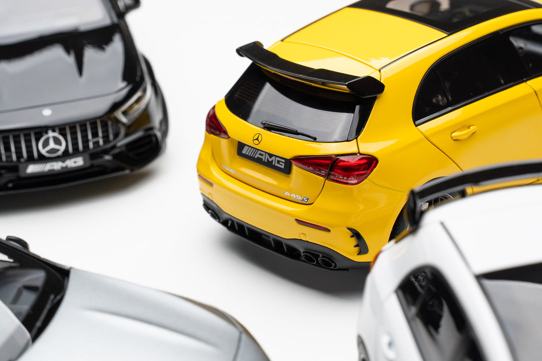 [Preorder] Kiloworks 1:18 Mercedes-Benz AMG A45 S Yellow LHD