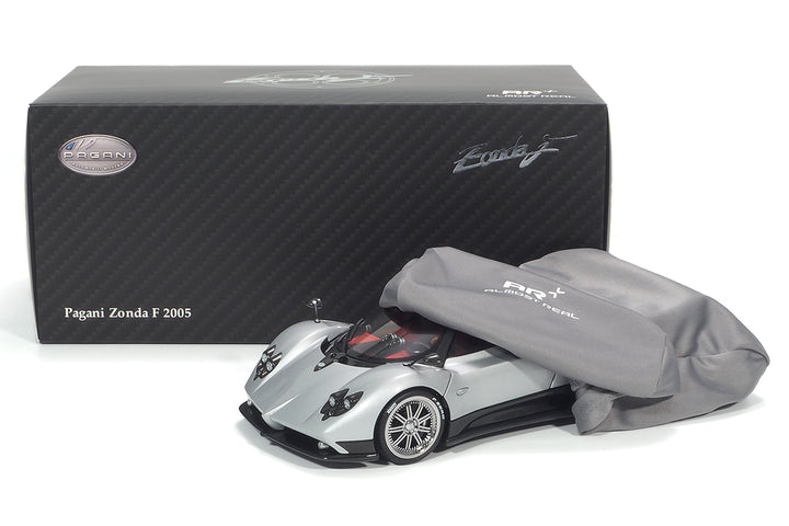 [Preorder] Almost Real 1:18 Pagani Zonda F - 2005 - Grigio Mercurio 850401001