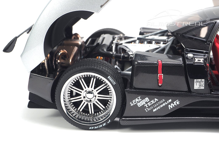 [Preorder] Almost Real 1:18 Pagani Zonda F - 2005 - Grigio Mercurio 850401001