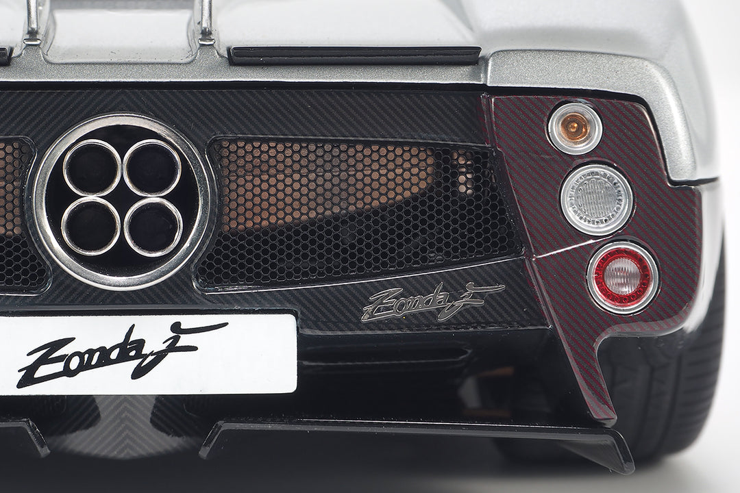 [Preorder] Almost Real 1:18 Pagani Zonda F - 2005 - Grigio Mercurio 850401001