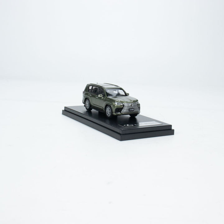 LCD 1:64 Lexus LX600 Green Diecast