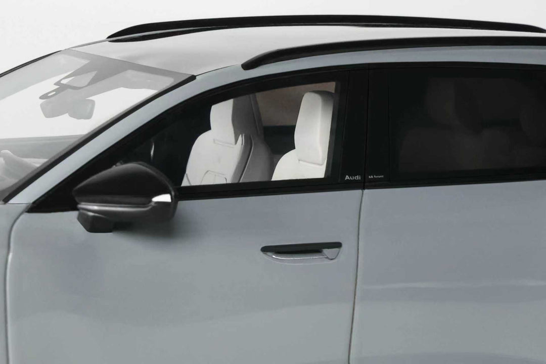 [Preorder] OttO 1:18 Audi A6 AVANT E-HYBRID QUATTRO EDITION ONE 2025 OT1314