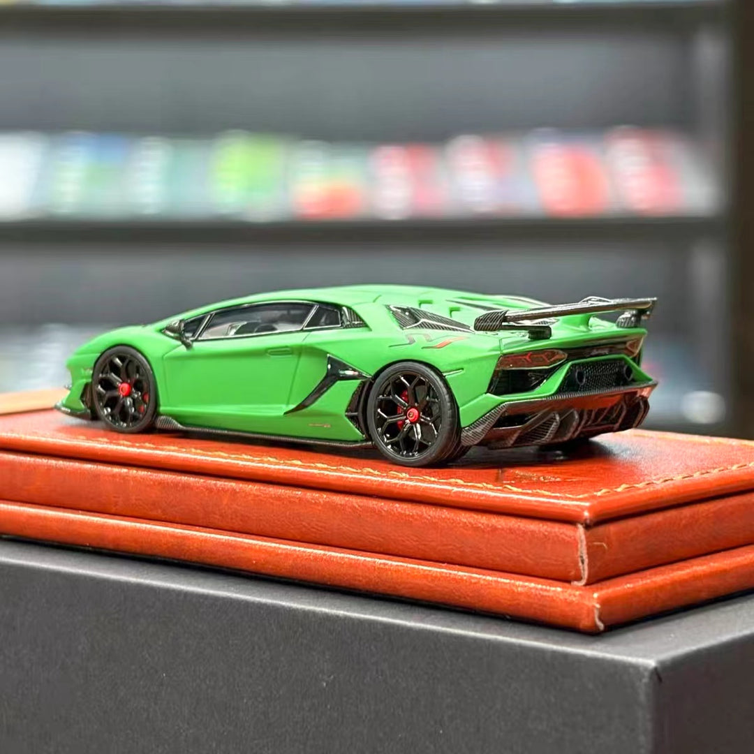 [Preorder] Make Up 1:64 Lamborghini Aventador SVJ 2018 Verde Alceo TM007A