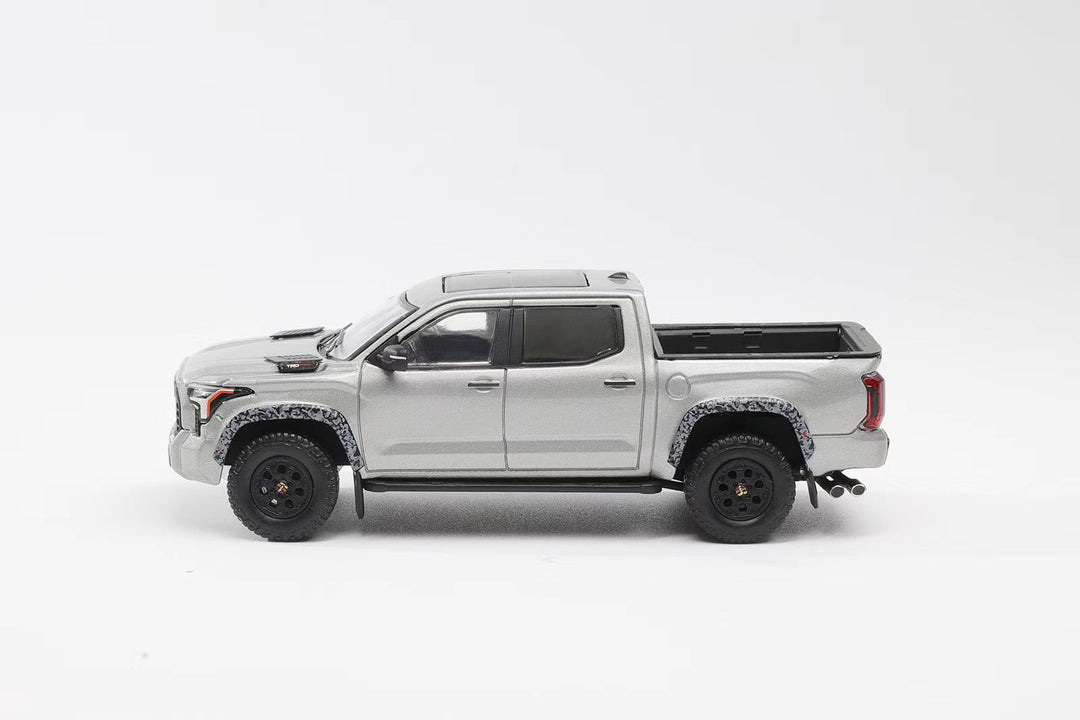 Shadow Pro 1:64 Toyota Tundra TRD PRO SILVER KS-064-562