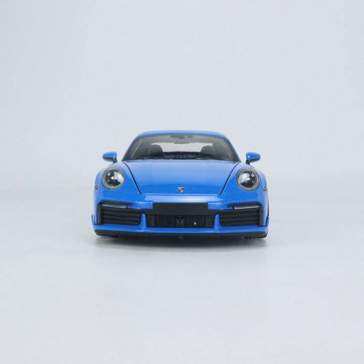 MINICHAMPS 1:18 Porsche 911 992 Turbo S (911 Turbo Sport) 113069172