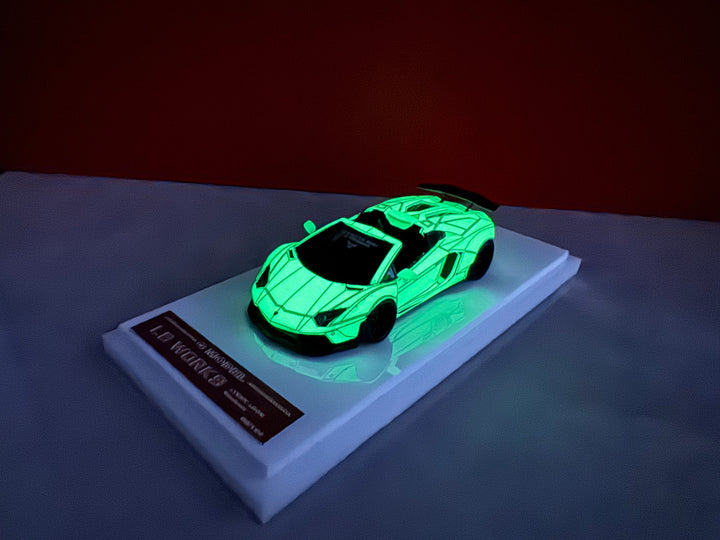 G Model 1:64 LB WORKS Lamborghini Aventador Roadster (6 Colours)