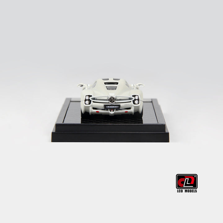 LCD 1:64 Pagani Utopia White