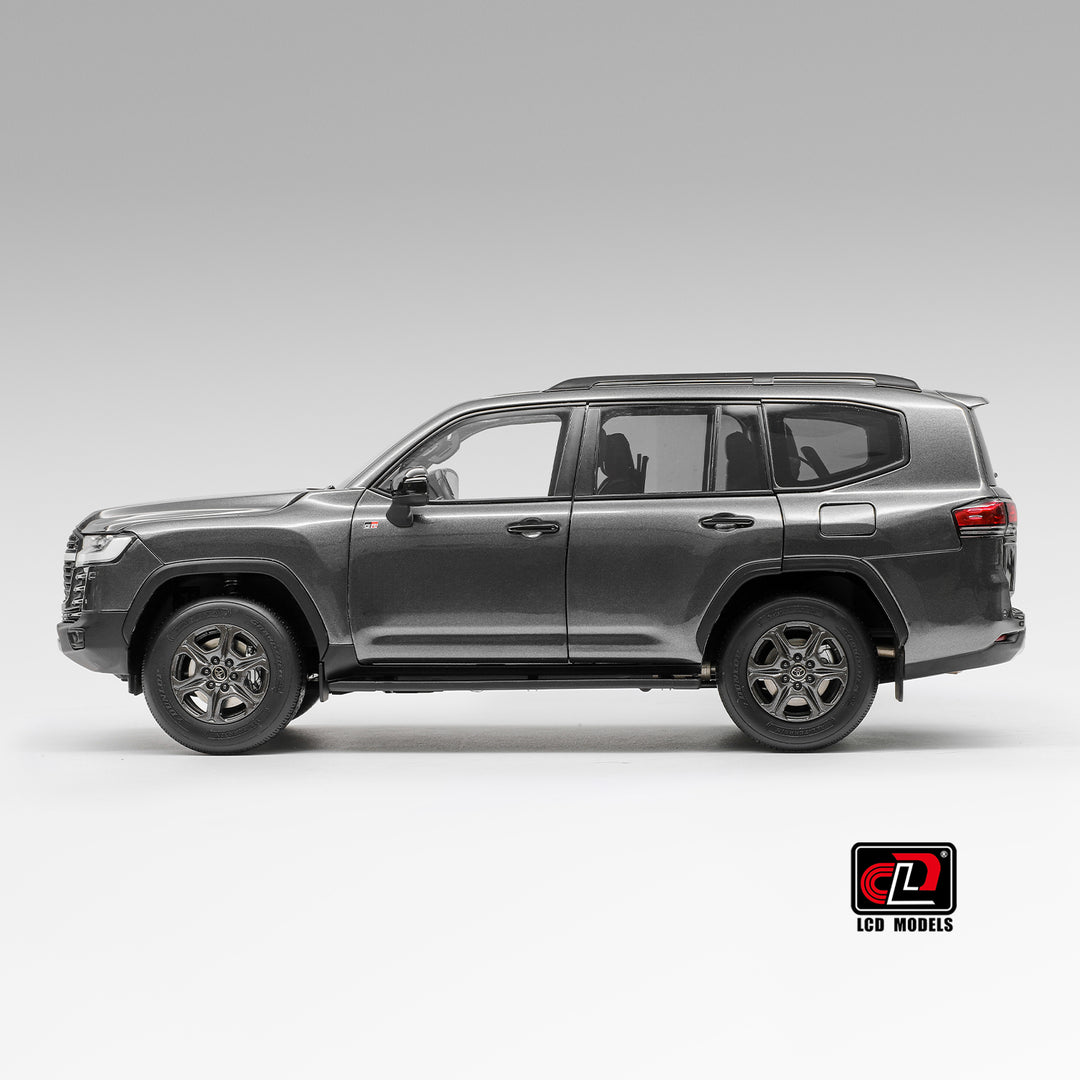 [Preorder] LCD 1:18 Toyota Land Cruiser LC300-GR Sport (4 Colours) LCD18013